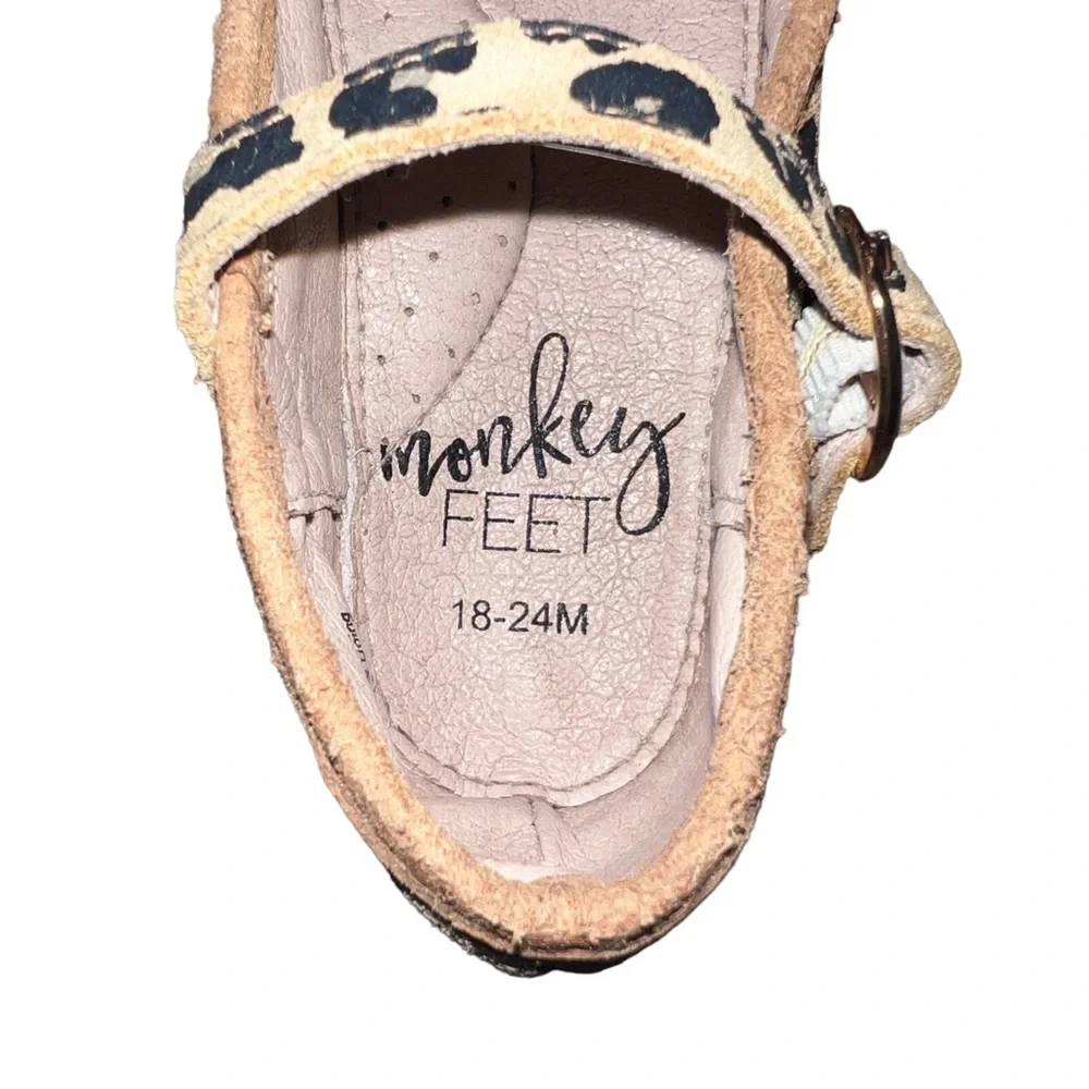Monkey Feet Mary Jane Bow Shoes